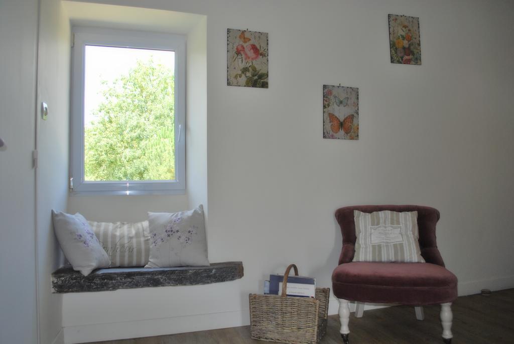 La Petite Boire - Chambres D'Hotes Pres D'Angers Murs-Erigne Ngoại thất bức ảnh